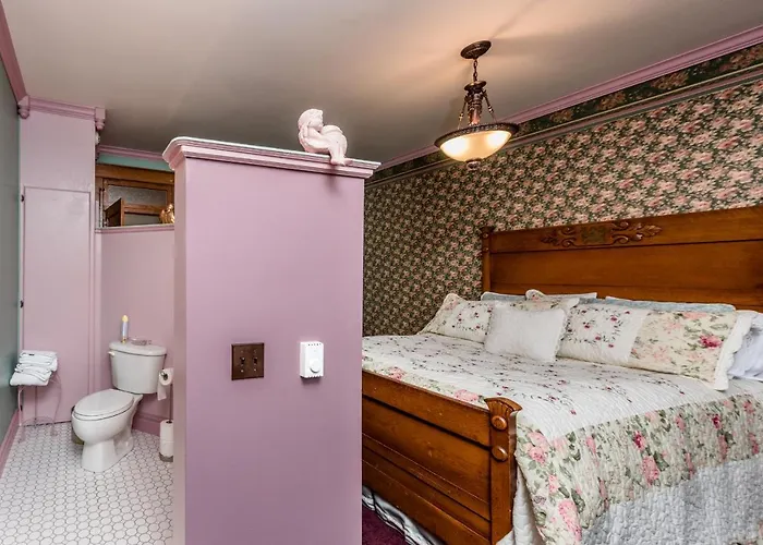 Couette-café Conner House