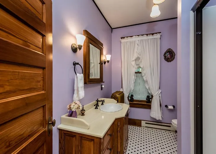 Couette-café Conner House