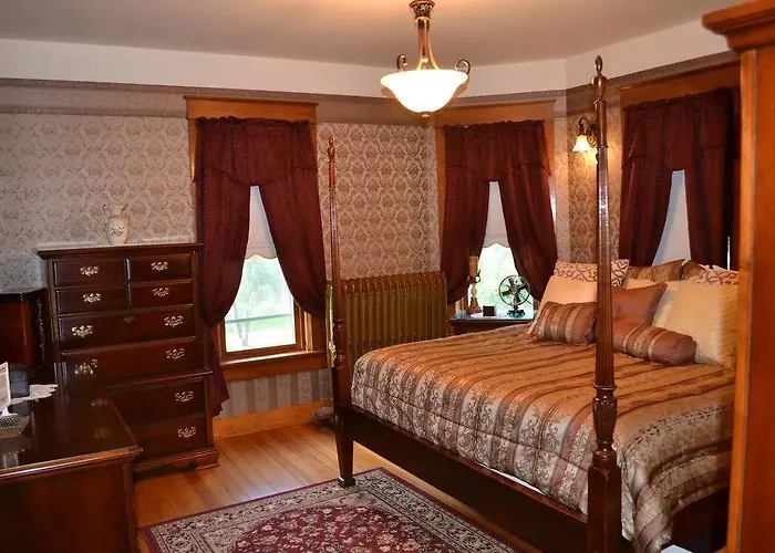 Couette-café Conner House